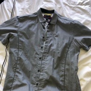 Short sleeve button down